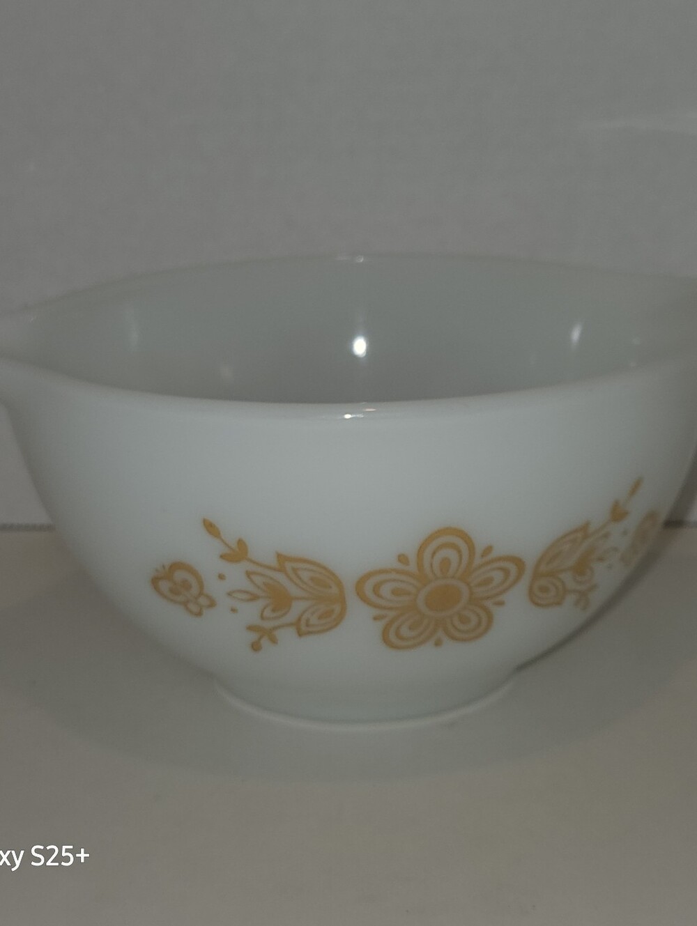 VTG Pyrex Milk Glass Butterfly Gold #441 1.5 Pt Pint Cinderella Mixing Bowl